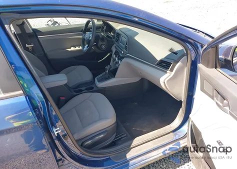 2019 Hyundai Elantra Se z USA, uszkodzony, nr VIN 5NPD74LF2KH453983